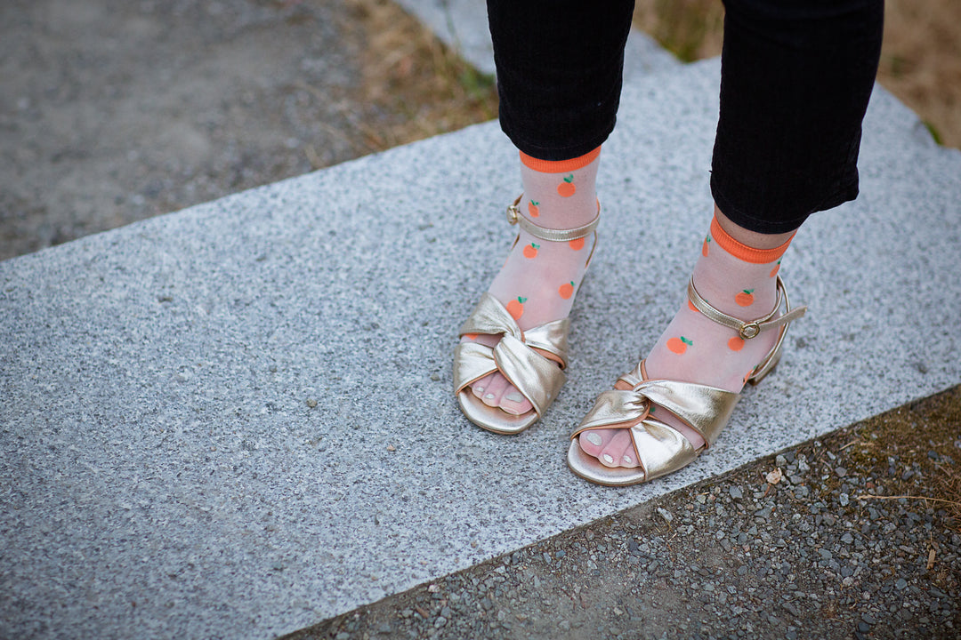 SHEER FRUIT SOCKS